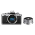 NIKON Zfc + Z DX 16-50 mm f/3,5-6,3 VR Silver